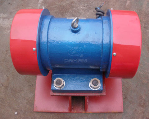 倉壁振動(dòng)器